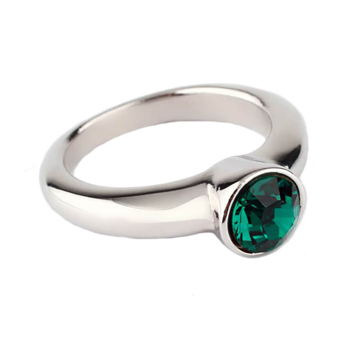 Сваровски бижутерия зелёный камень Простое кольцо с прекрасным изумрудным камнем. 