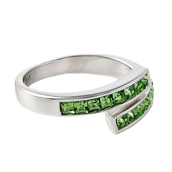Кольцо безразмерное, серебро со Swarovski Кольцо безразмерное, серебро со Swarovski кристаллами зелёного цвета. 
